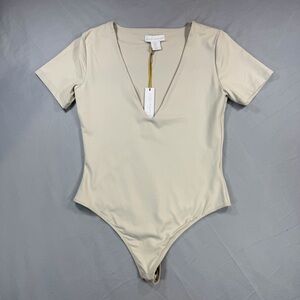 NWT Women’s House of Harlow 1960 Cream Bodysuit Size Large